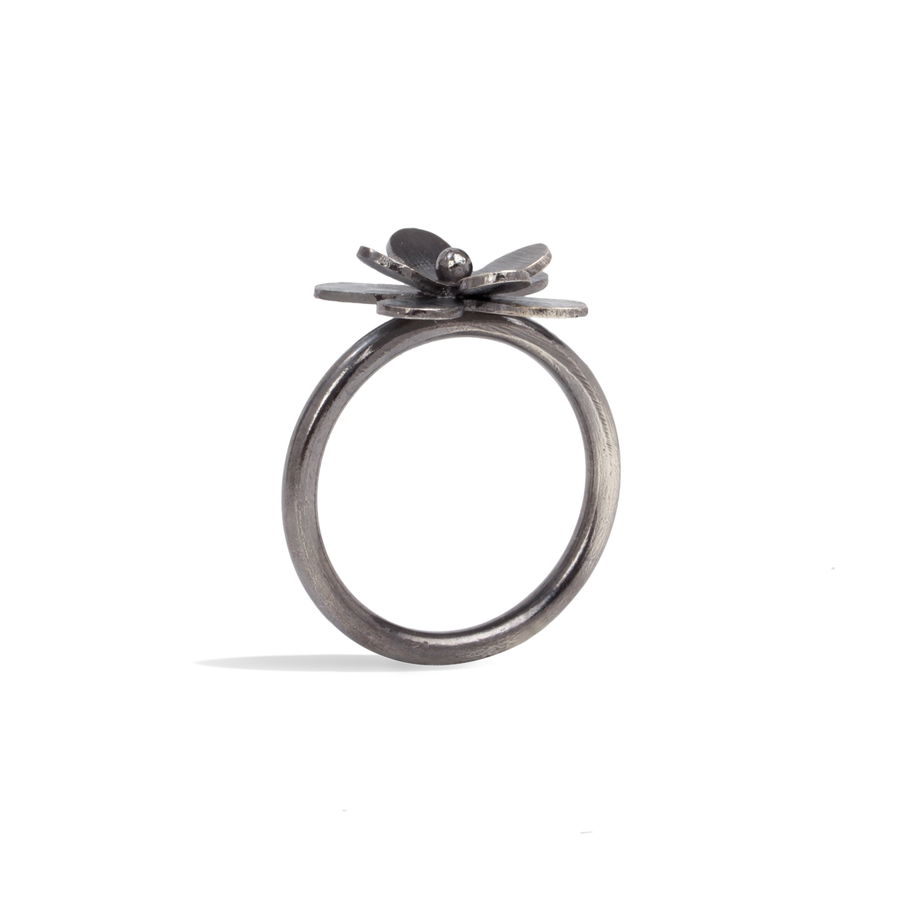 Enstyle- Silver Flower Ring.